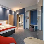 Express - By Ihg