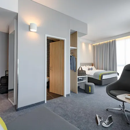 Express - Regensburg, An Ihg 3*