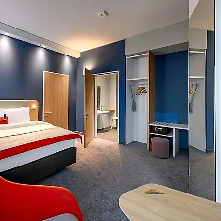 Express - By Ihg