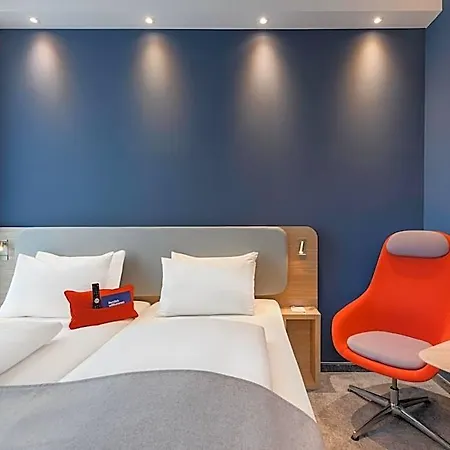 Express - By Ihg 3*