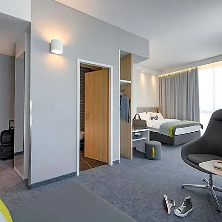 Hotel Express - By Ihg 3*