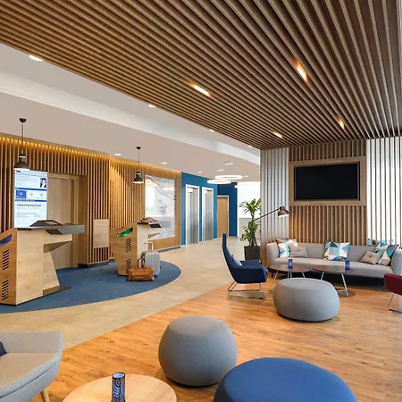 Express - By Ihg Hotel 3*