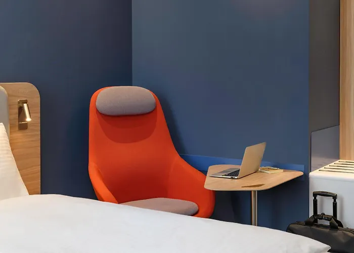 Hotel Express - By Ihg 3*